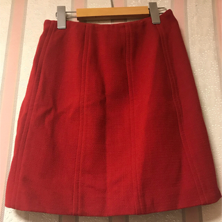 エンポリオアルマーニ(Emporio Armani)のエンポリオ アルマーニ　赤色ミニスカート(ミニスカート)
