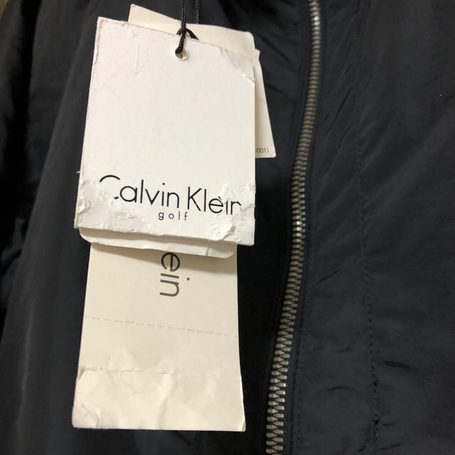 Calvin Klein(カルバンクライン)の★未使用★カルバンクライン　ブルゾン スポーツ/アウトドアのゴルフ(ウエア)の商品写真