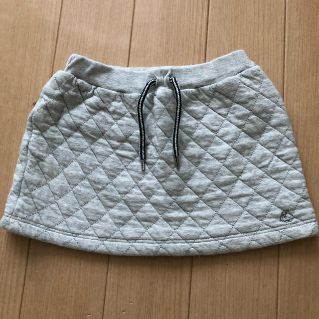 PETIT BATEAU(プチバトー)のpetit bateau キルティングスカート キッズ/ベビー/マタニティのキッズ服女の子用(90cm~)(スカート)の商品写真