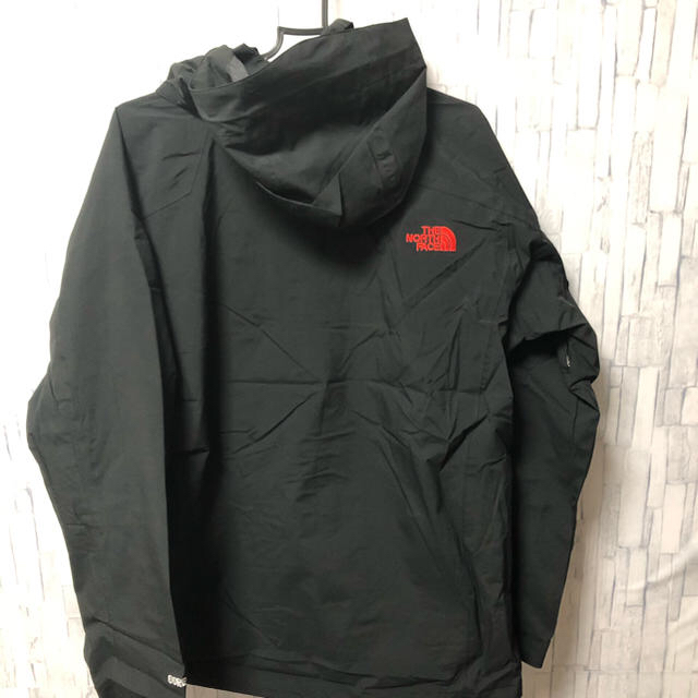 THE NORTH FACE(ザノースフェイス)のNORTH FACE ノースフェイス　マウンテンパーカー　Mサイズ メンズのジャケット/アウター(マウンテンパーカー)の商品写真