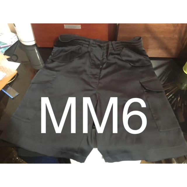 MM6 ハーフパンツ