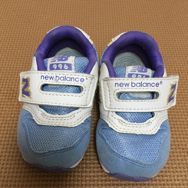 New Balance(ニューバランス)のニューバランス　スニーカー　12.5 キッズ/ベビー/マタニティのベビー靴/シューズ(~14cm)(スニーカー)の商品写真