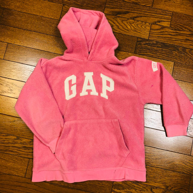 GAP Kids(ギャップキッズ)の子供服 GAP フリース 130センチ ピンク キッズ/ベビー/マタニティのキッズ服女の子用(90cm~)(ジャケット/上着)の商品写真