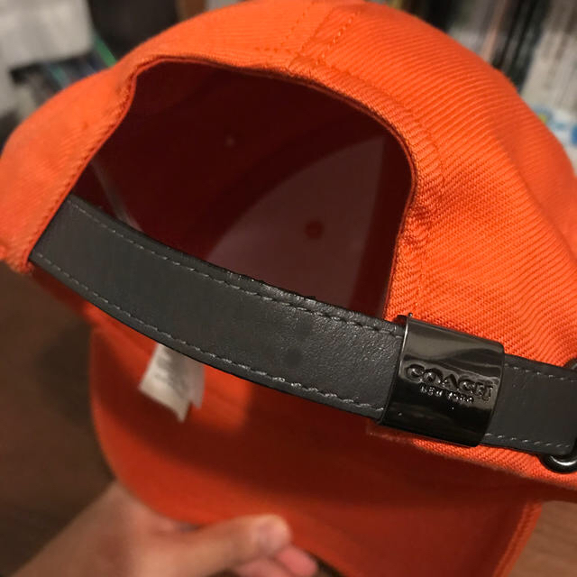 COACH(コーチ)のcoach men cap orange メンズの帽子(キャップ)の商品写真