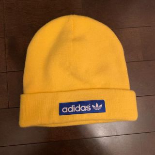 アディダス(adidas)のニット帽(ニット帽/ビーニー)