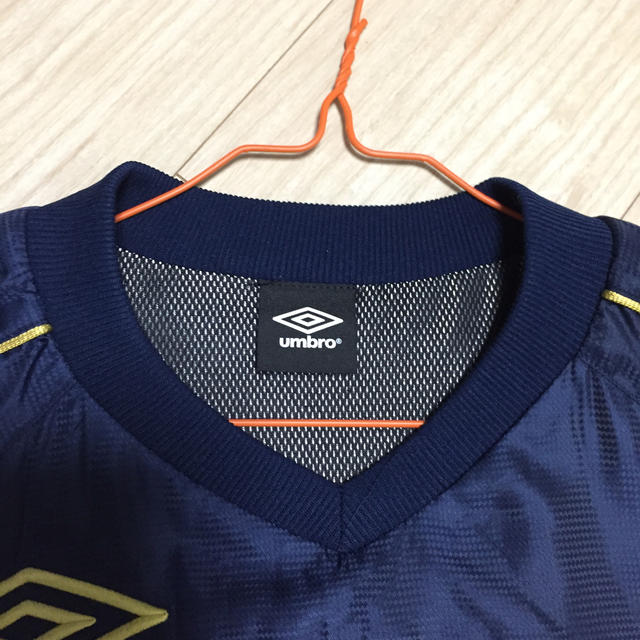 UMBRO(アンブロ)のアンブロ ピステ M スポーツ/アウトドアのサッカー/フットサル(ウェア)の商品写真