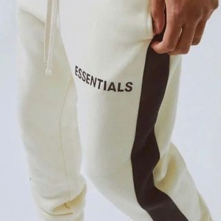 フィアオブゴッド(FEAR OF GOD)のFOG ESSENTIALS SideStripeSweatPants(その他)