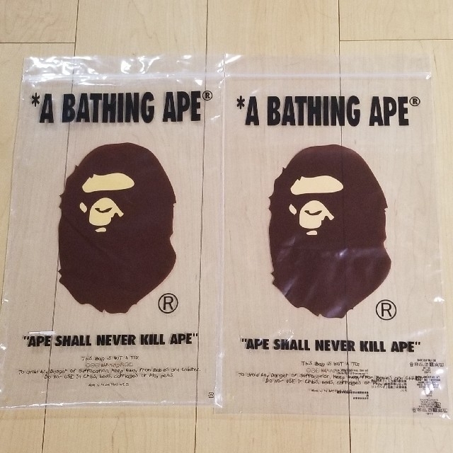 A BATHING APE(アベイシングエイプ)のエイプ　APE ショッパー　ショップ袋　2枚 レディースのバッグ(ショップ袋)の商品写真