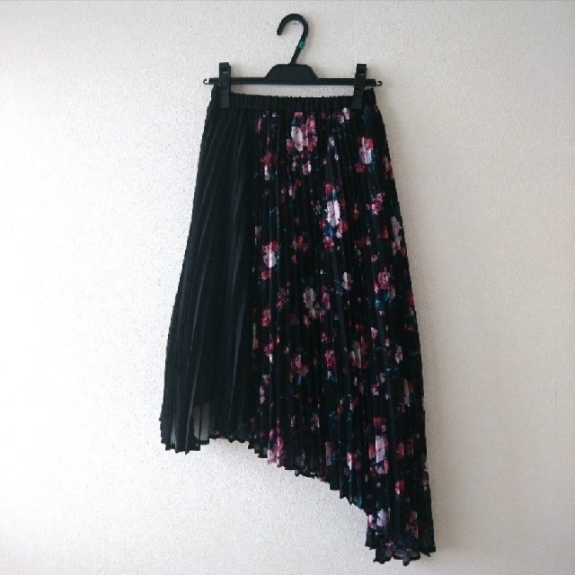 eimy istoire(エイミーイストワール)のエイミーイストワール　classic flowerアシンメトリースカート レディースのスカート(ひざ丈スカート)の商品写真