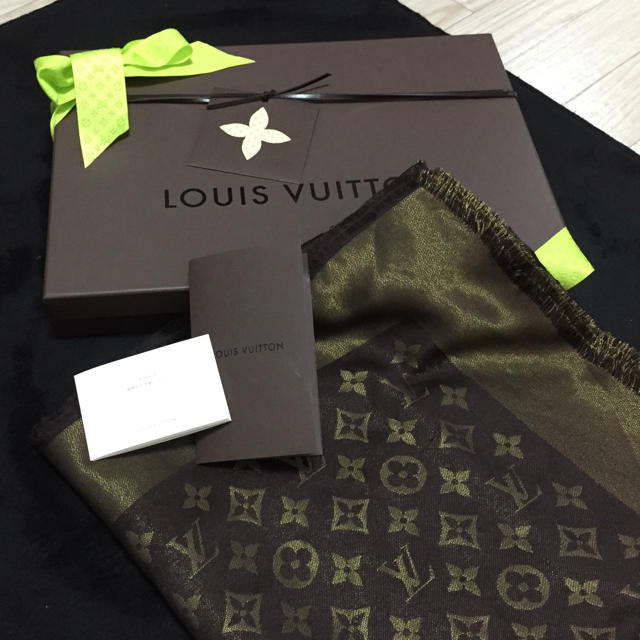 LOUIS VUITTON(ルイヴィトン)のジェー様専用 レディースのファッション小物(ストール/パシュミナ)の商品写真