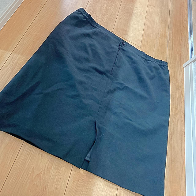 大きいサイズ　スーツスカート　黒 レディースのスカート(ひざ丈スカート)の商品写真