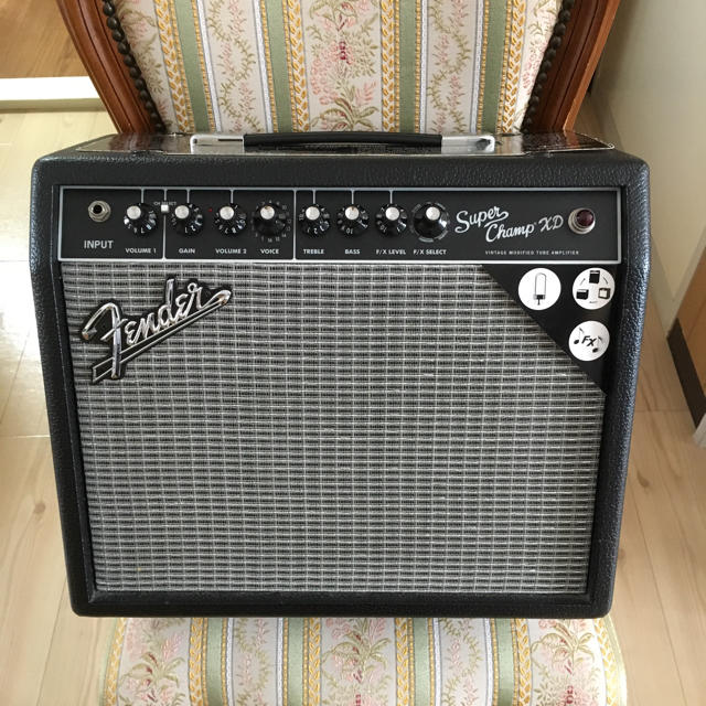 Fender Super Champ XD 真空管アンプ(出力 15W)