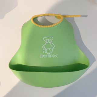 ベビービョルン(BABYBJORN)のベビービョルン　お食事エプロン　(お食事エプロン)