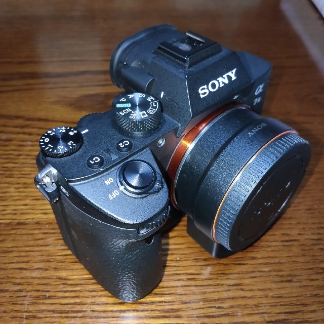 SONY(ソニー)のsony α7iii 美品 スマホ/家電/カメラのカメラ(ミラーレス一眼)の商品写真