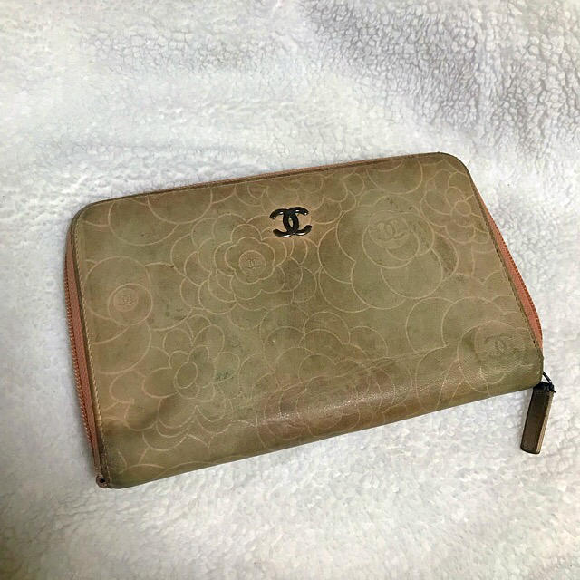 CHANEL(シャネル)のCHANELカメリアオーガナイザー長財布 レディースのファッション小物(財布)の商品写真