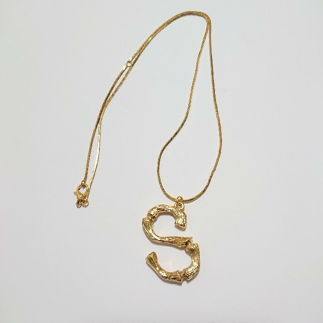 celine(セリーヌ)のCELINE風 イニシャルネックレスS レディースのアクセサリー(ネックレス)の商品写真