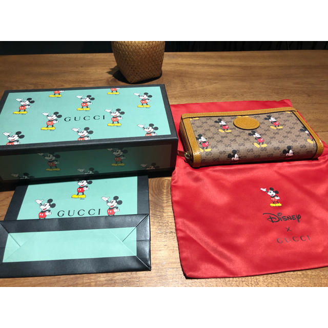 Disney(ディズニー)のGUCCI グッチ ×  ディズニー ミッキー コラボ 長財布 レディースのファッション小物(財布)の商品写真