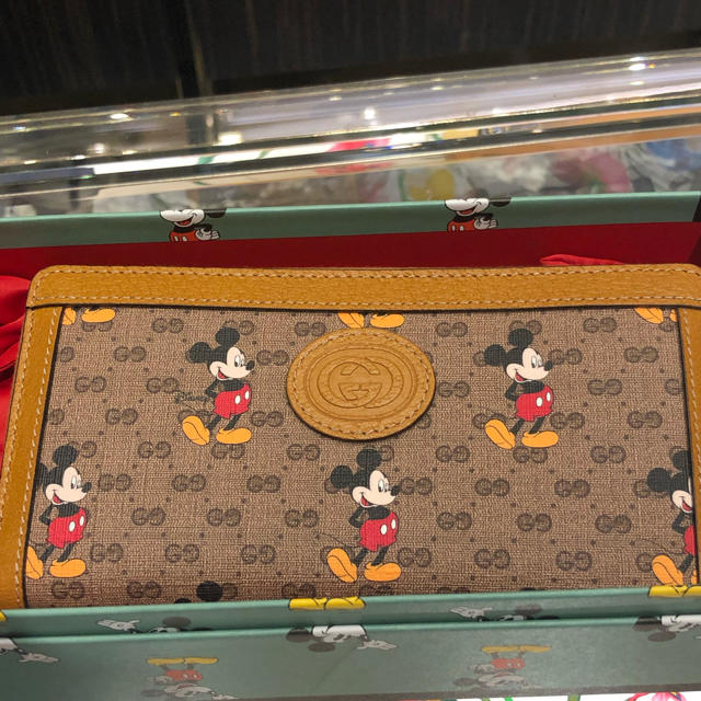 Disney(ディズニー)のGUCCI グッチ ×  ディズニー ミッキー コラボ 長財布 レディースのファッション小物(財布)の商品写真