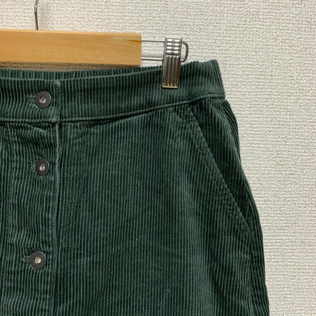 UNIQLO(ユニクロ)のUNIQLO♡ コーデュロイフロントボタンスカート レディースのスカート(ひざ丈スカート)の商品写真