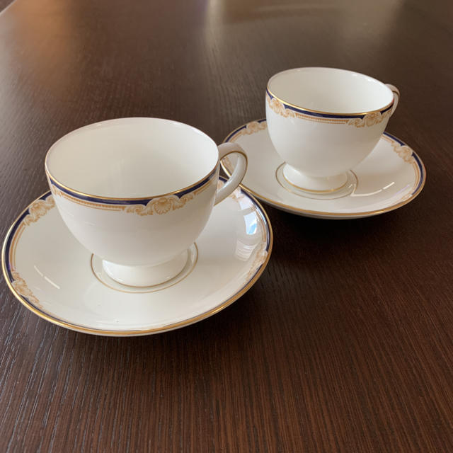 WEDGWOOD - ♡値下げ♡WEDGWOOD 廃盤品 カップ&ソーサー 2客の通販 by アヤマ's shop｜ウェッジウッドならラクマ