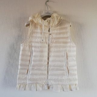 モンクレール(MONCLER)のこごっち様 moncler Lucila ダウンベスト(ダウンベスト)