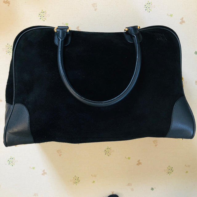 LOEWE(ロエベ)の新品‼︎ロエベアマソナ エキストララージ スエード ボストンバッグ ブラック レディースのバッグ(ボストンバッグ)の商品写真