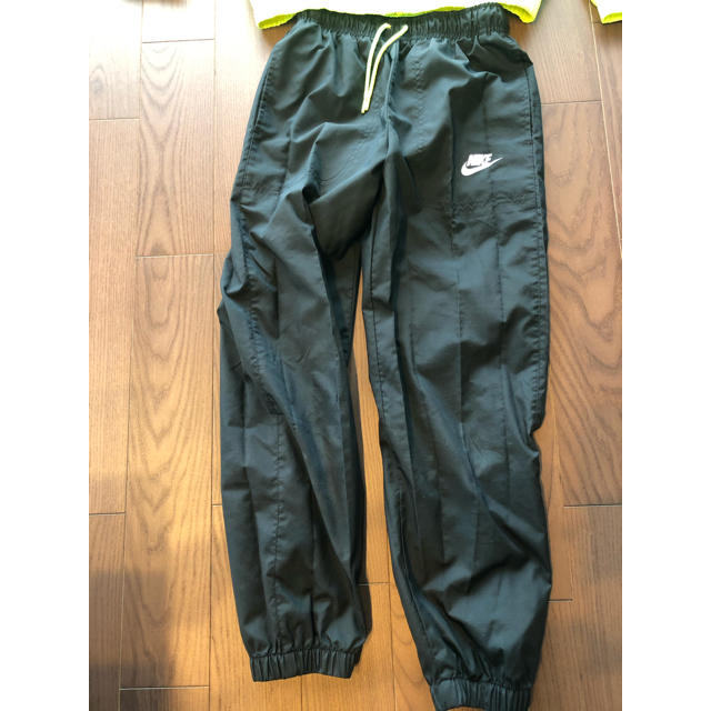 NIKE(ナイキ)のナイキ　ウィンドブレーカー　上下　140 150 キッズ/ベビー/マタニティのキッズ/ベビー/マタニティ その他(その他)の商品写真