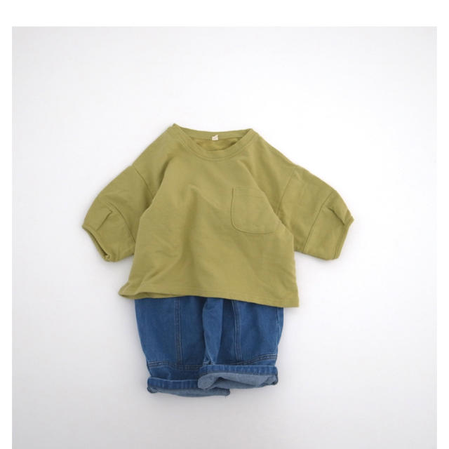 hellobooq デニムパンツ キッズ/ベビー/マタニティのキッズ服男の子用(90cm~)(パンツ/スパッツ)の商品写真