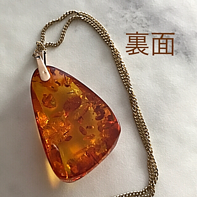 天然琥珀 ネックレス *K14・刻印583 ロシア産・大粒アンバーの通販 by