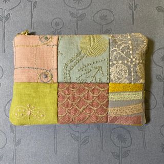ミナペルホネン(mina perhonen)のミナペルホネン　ハンドメイド　ポーチ(ポーチ)