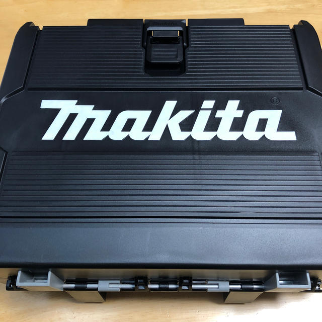 Makita(マキタ)のマキタ　インパクトドライバー　TD171DRGX 自動車/バイクのバイク(工具)の商品写真