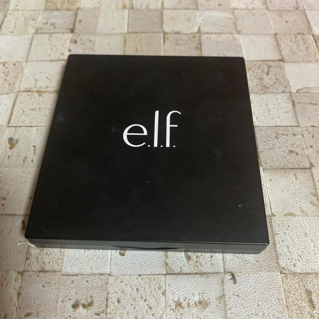elf(エルフ)のH&C様専用☆elf エルフilluminating Palette  コスメ/美容のベースメイク/化粧品(アイシャドウ)の商品写真