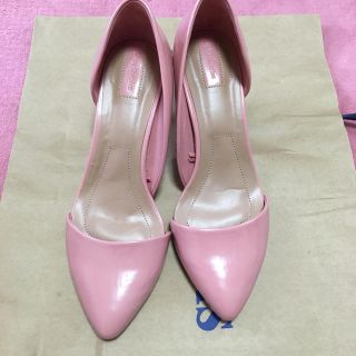 ザラ(ZARA)のストラディバリウス24.5☆ピンク美品(ハイヒール/パンプス)