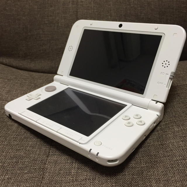 ニンテンドー3DS - Nintendo 3DS LL 本体 + 大乱闘スマッシュ
