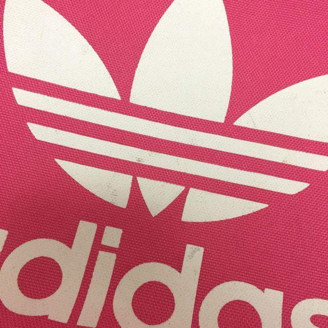 adidas(アディダス)のadidasリュック レディースのバッグ(リュック/バックパック)の商品写真