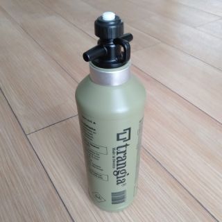 イワタニ(Iwatani)のtrangia（トランギア） フューエルボトル 0.5L オリーブ(ストーブ/コンロ)