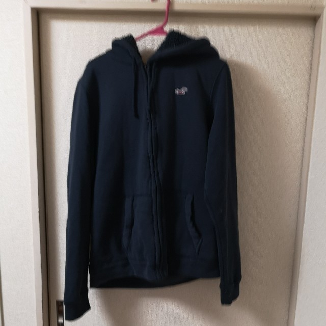 Hollister(ホリスター)の美品 HOLLISTER パーカー サイズ XL メンズのトップス(パーカー)の商品写真