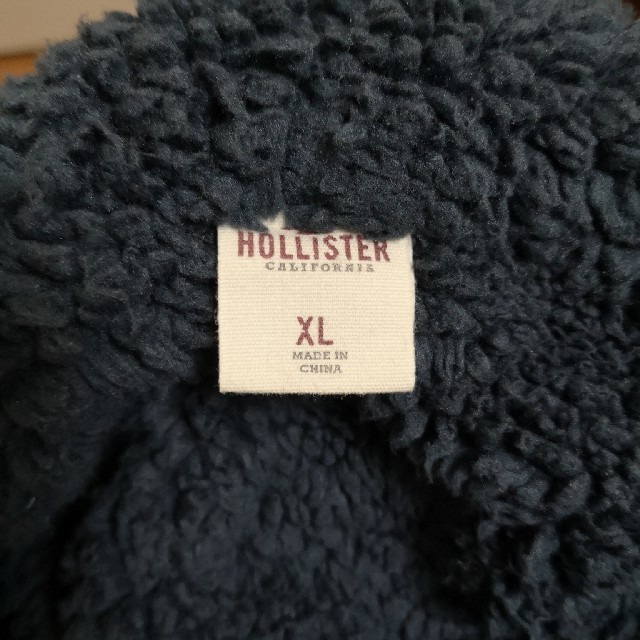 Hollister(ホリスター)の美品 HOLLISTER パーカー サイズ XL メンズのトップス(パーカー)の商品写真