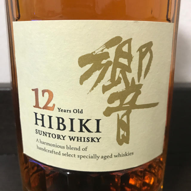 サントリー(サントリー)のサントリー　響１２年　700ml             未開封 食品/飲料/酒の酒(ウイスキー)の商品写真