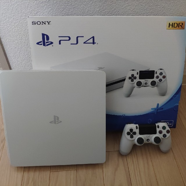 PlayStation 4 ホワイト 500GB