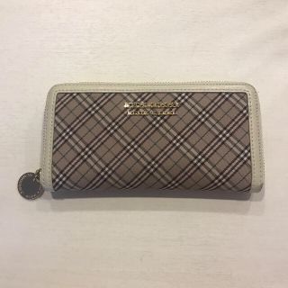 バーバリーブルーレーベル(BURBERRY BLUE LABEL)の長財布(財布)