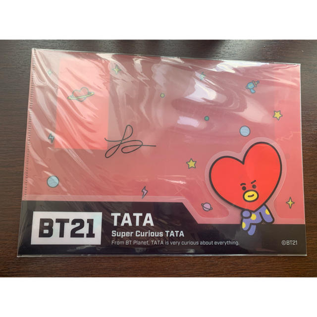 BT21 TATAクリアファイル エンタメ/ホビーのタレントグッズ(アイドルグッズ)の商品写真