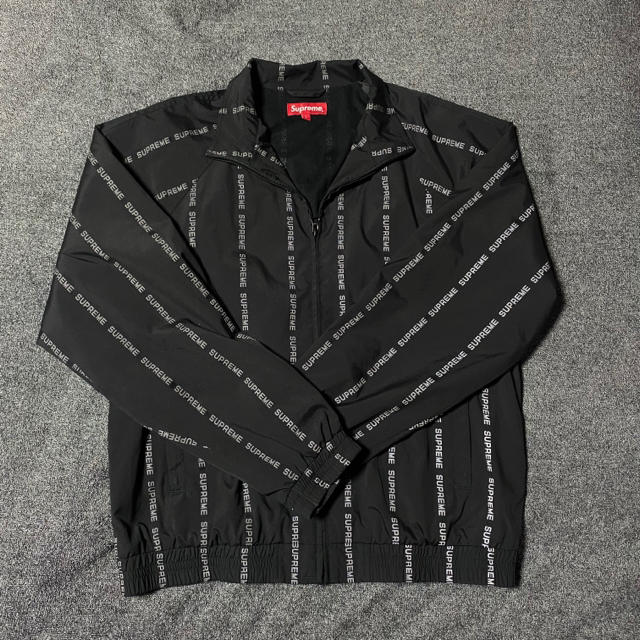 Supreme(シュプリーム)のSupreme - Reflective Text Track Jacket メンズのジャケット/アウター(ナイロンジャケット)の商品写真