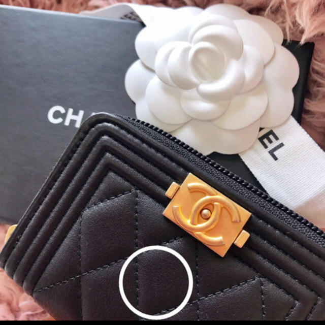 CHANEL(シャネル)のシャネル　ミニ財布 レディースのファッション小物(財布)の商品写真