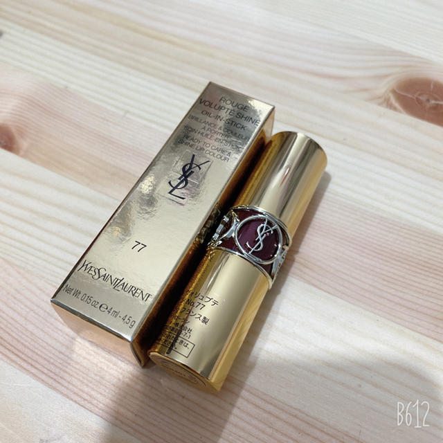 Yves Saint Laurent Beaute(イヴサンローランボーテ)のYSL ルージュヴォリュプテシャイン 77 コスメ/美容のベースメイク/化粧品(口紅)の商品写真