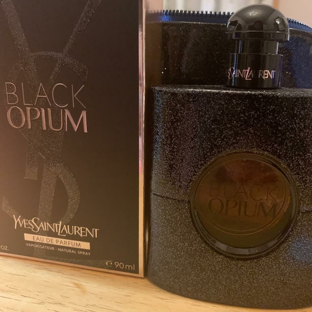 イヴ・サンローラン香水　ブラックオピウム　90ml