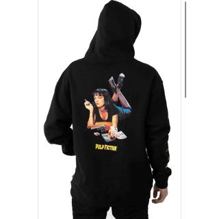 ハフ(HUF)のHUF x PULPFICTION MIA HOODIE BLACK L(パーカー)