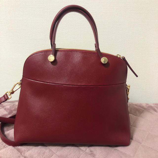 未使用★値下げ！フルラ　FURLA パイパー　mサイズ