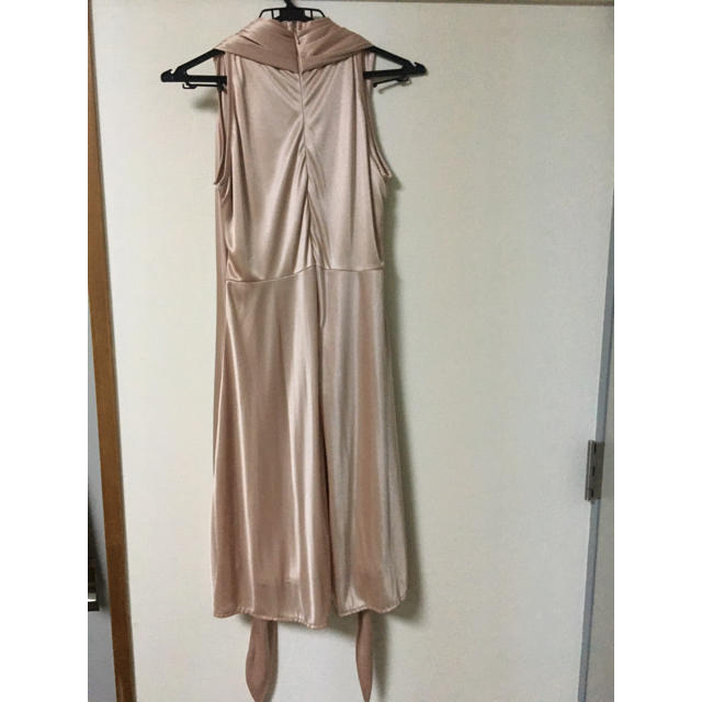 サテンピンク　パーティードレス レディースのフォーマル/ドレス(ミディアムドレス)の商品写真