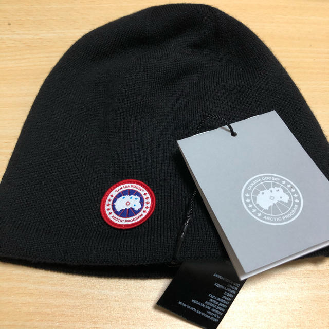 CANADA GOOSE - 定価11000円 完売商品。カナダグース ニット帽 黒の通販 by K's shop｜カナダグースならラクマ